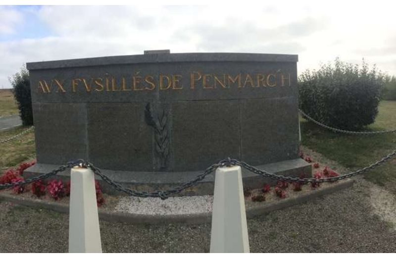 Memorial to the Penmarc'h shootings