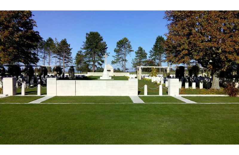 Bazenville Commonwealth War Cemetery