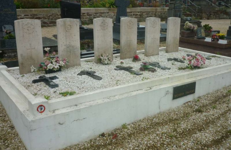 Plougastel-Daoulas Cemetery
