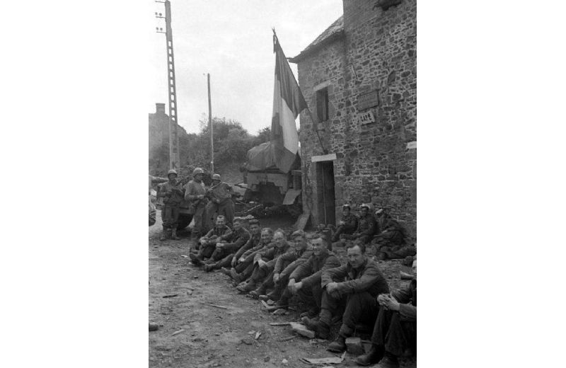 German prisoners Monthuchon