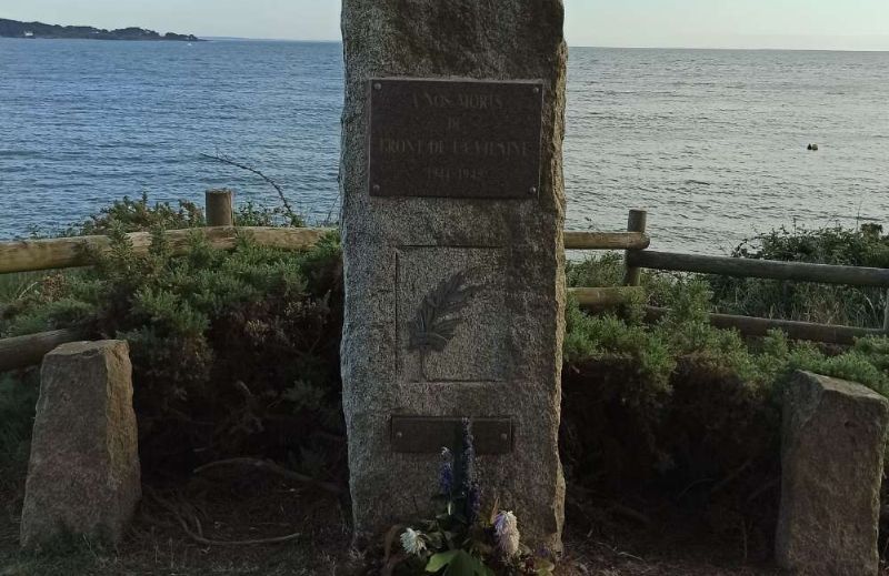 Seafront memorial
