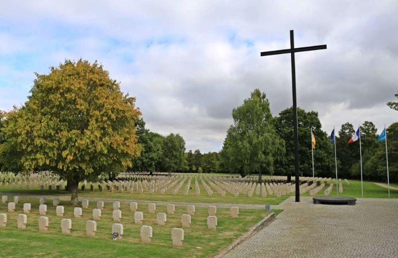 Champigny-la-Futelaye German military cemetery
